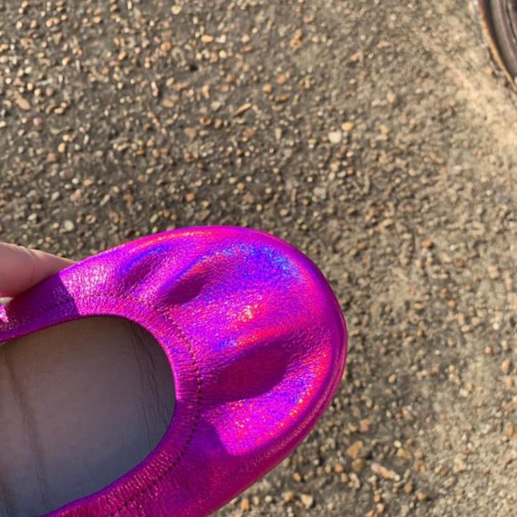 Storehouse Flats Rainbow Fuchsia with Heart Bag - Picture 9 of 14